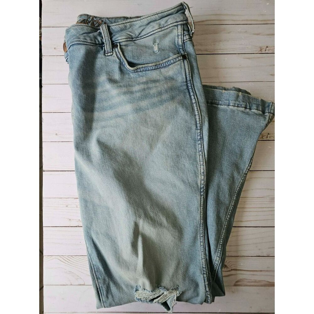 Wrangler Women’s 35x30 Light Wash Distressed Flare Jeans Denim Y2K